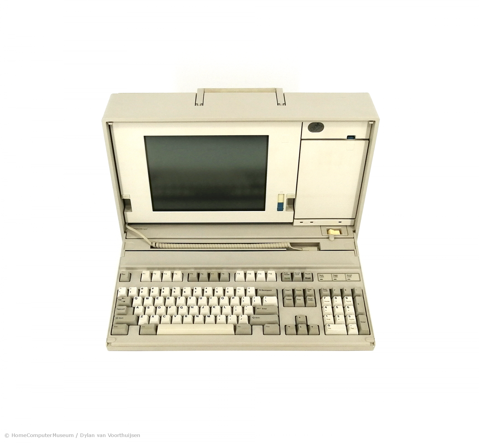 HomeComputerMuseum - IBM PS/2 Model P70