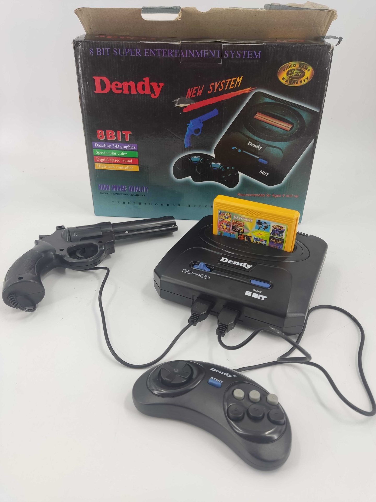 HomeComputerMuseum - Dendy 8 Bit Super Entertainment System
